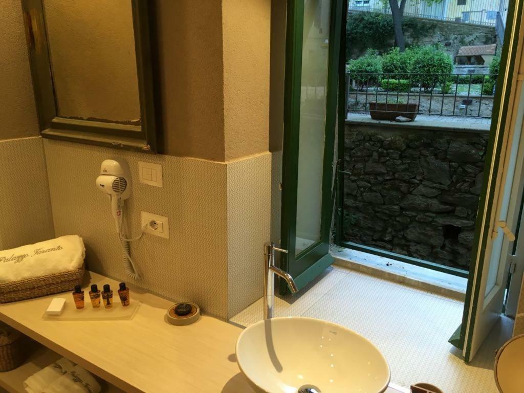 קלטג'ירונה Palazzo Taranto Luxury Rooms מראה חיצוני תמונה